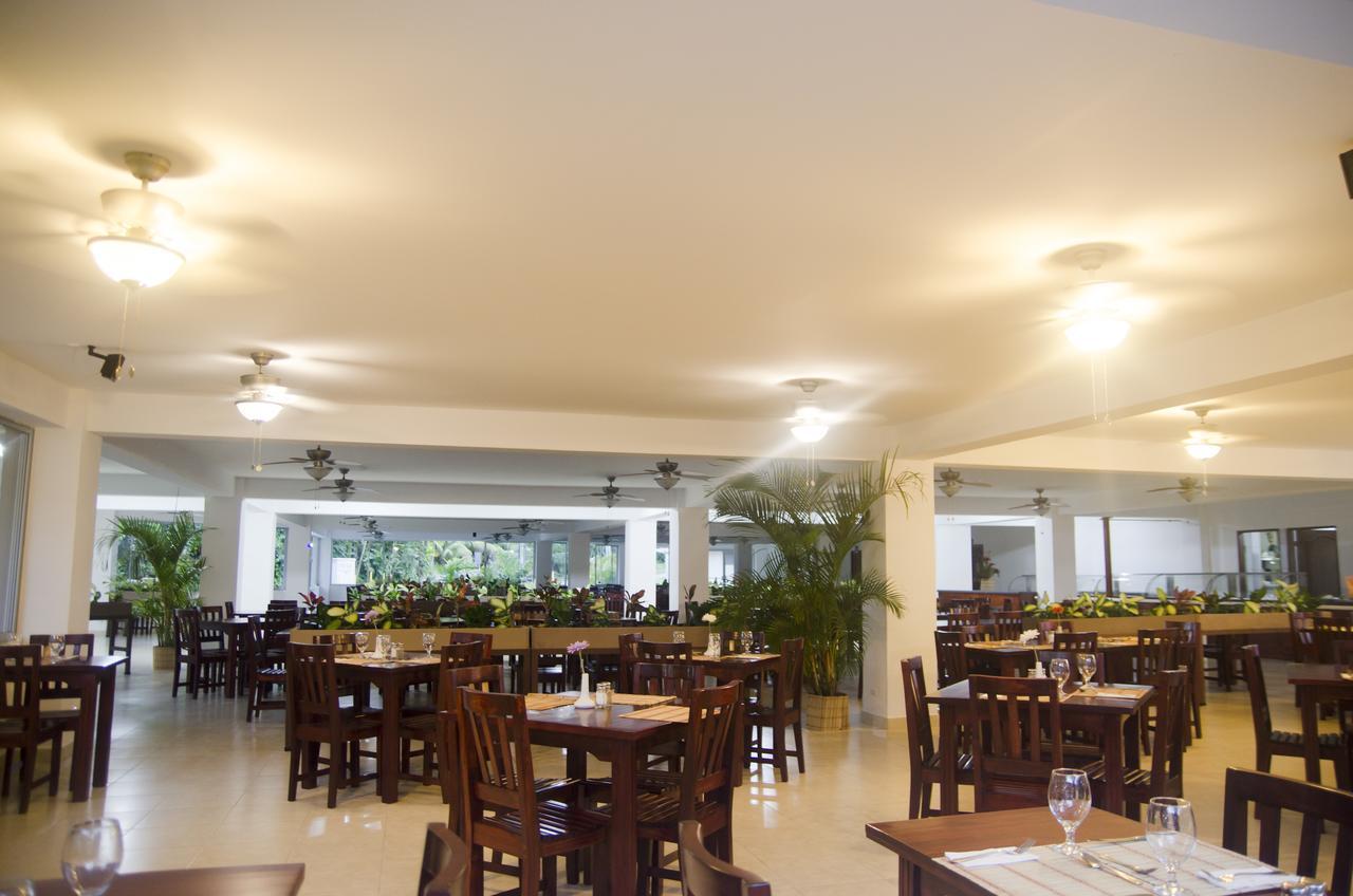 Hotel Arenas En Punta Leona Las Agujas Exterior foto